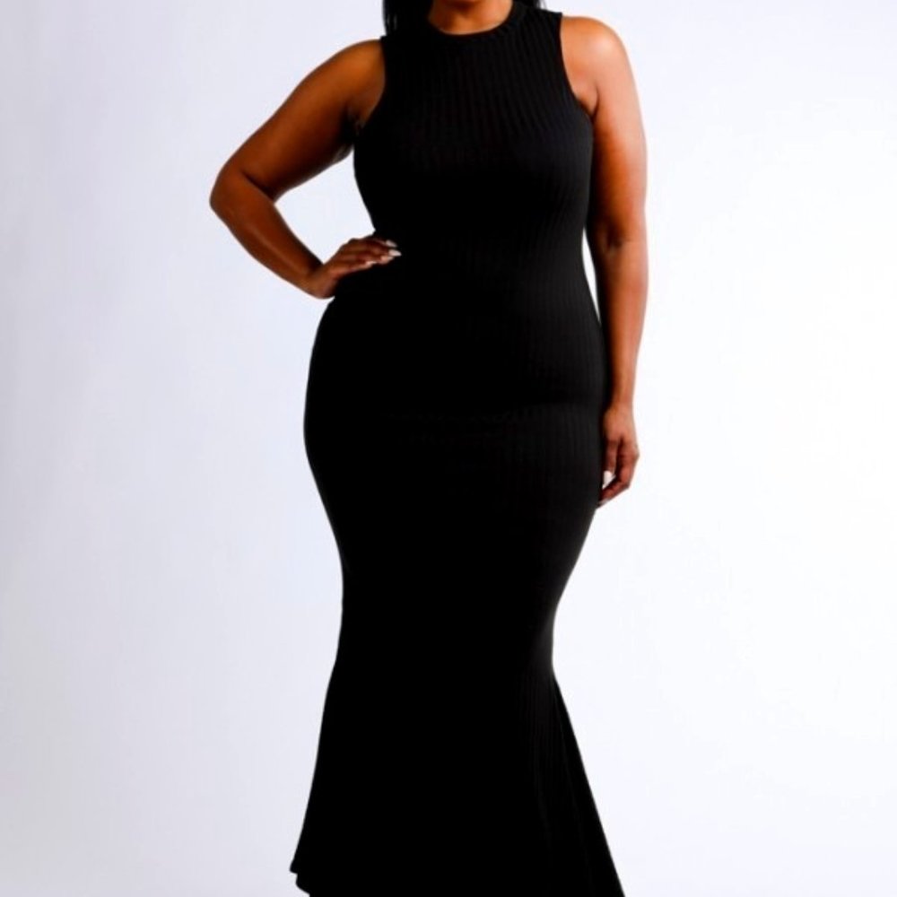 Sexy sleeveless ribbed shark bite hem tank maxi